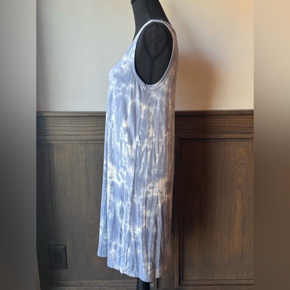 Thread & Supply light blue tie dye stretchy soft sleeveless dress Large EUC - Picture 2 of 6